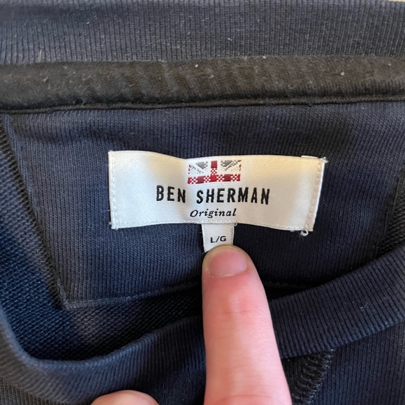 Ben Sherman Navy Blue Crewneck in Size Medium - Picture 2 of 4